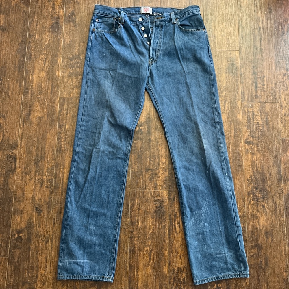 Men's Levi’s 501 Classic Button-Fly Blue Jeans